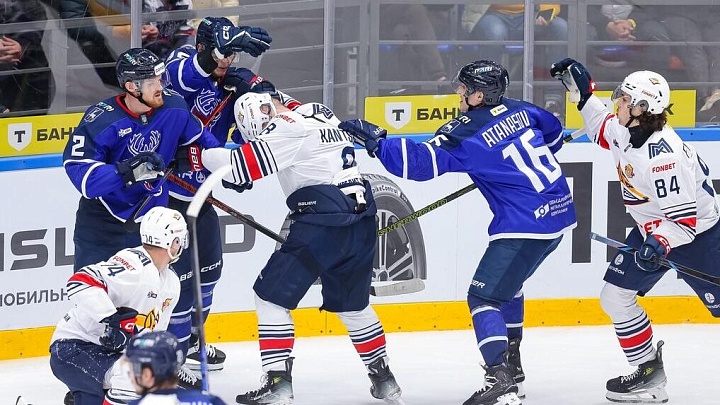 "Металлург" обыграл "Торпедо" и увеличил преимущество в серии плей-офф КХЛ