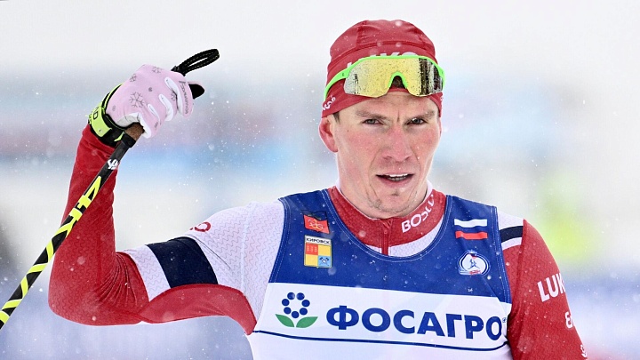 Жена Большунова сказала, что верит в возвращение на международные турниры