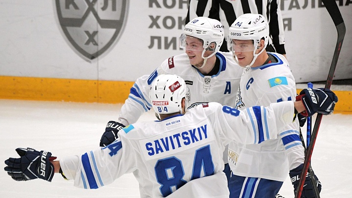 "Барыс" обыграл "Адмирал" в матче КХЛ