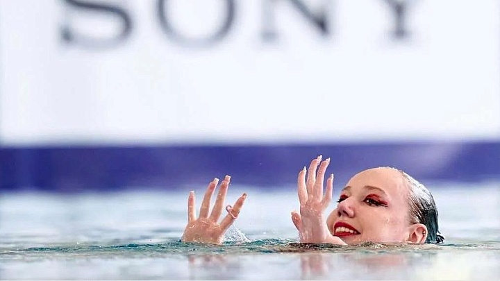 Штатнова из России выиграла золото на юниорском чемпионате Европы по синхронному плаванию