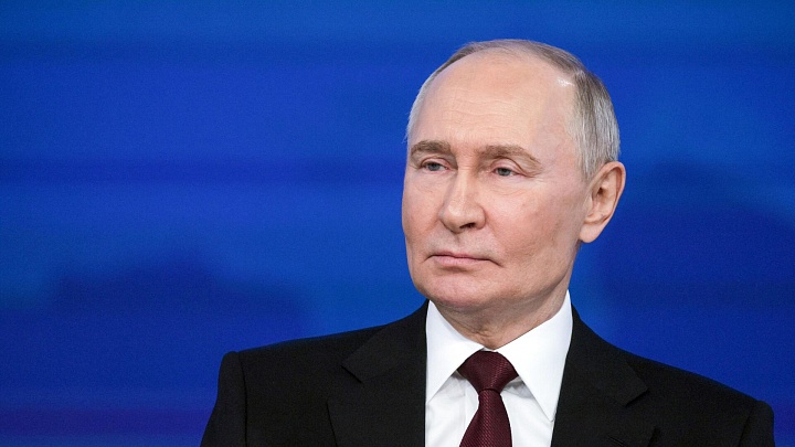 Путин изучит вопрос о передаче журнала "Дружба народов" Союзу писателей